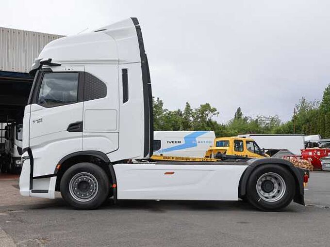 Iveco S-Way AS440S50T/P  Sattelzugmaschine