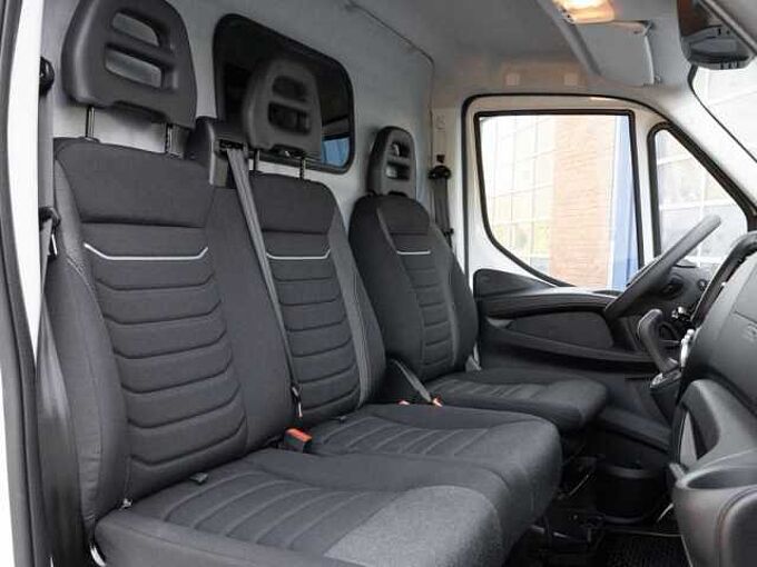 Iveco Daily 35S16A8V Kastenwagen Automatik