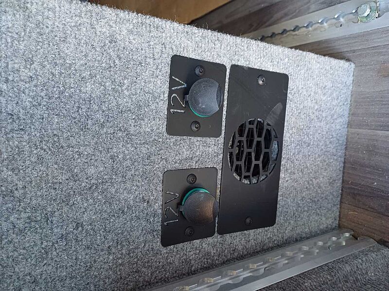 Iveco Daily 35S18HA8 V/P Switch