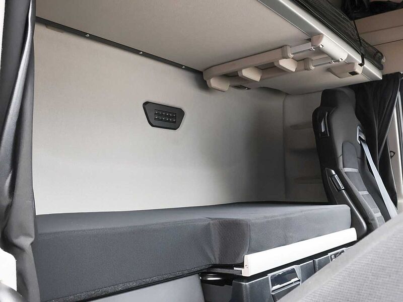 Iveco S-Way AS440S50T/P  Sattelzugmaschine