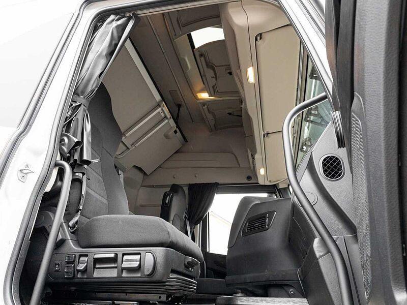 Iveco S-Way AS440S53T/P  Sattelzugmaschine